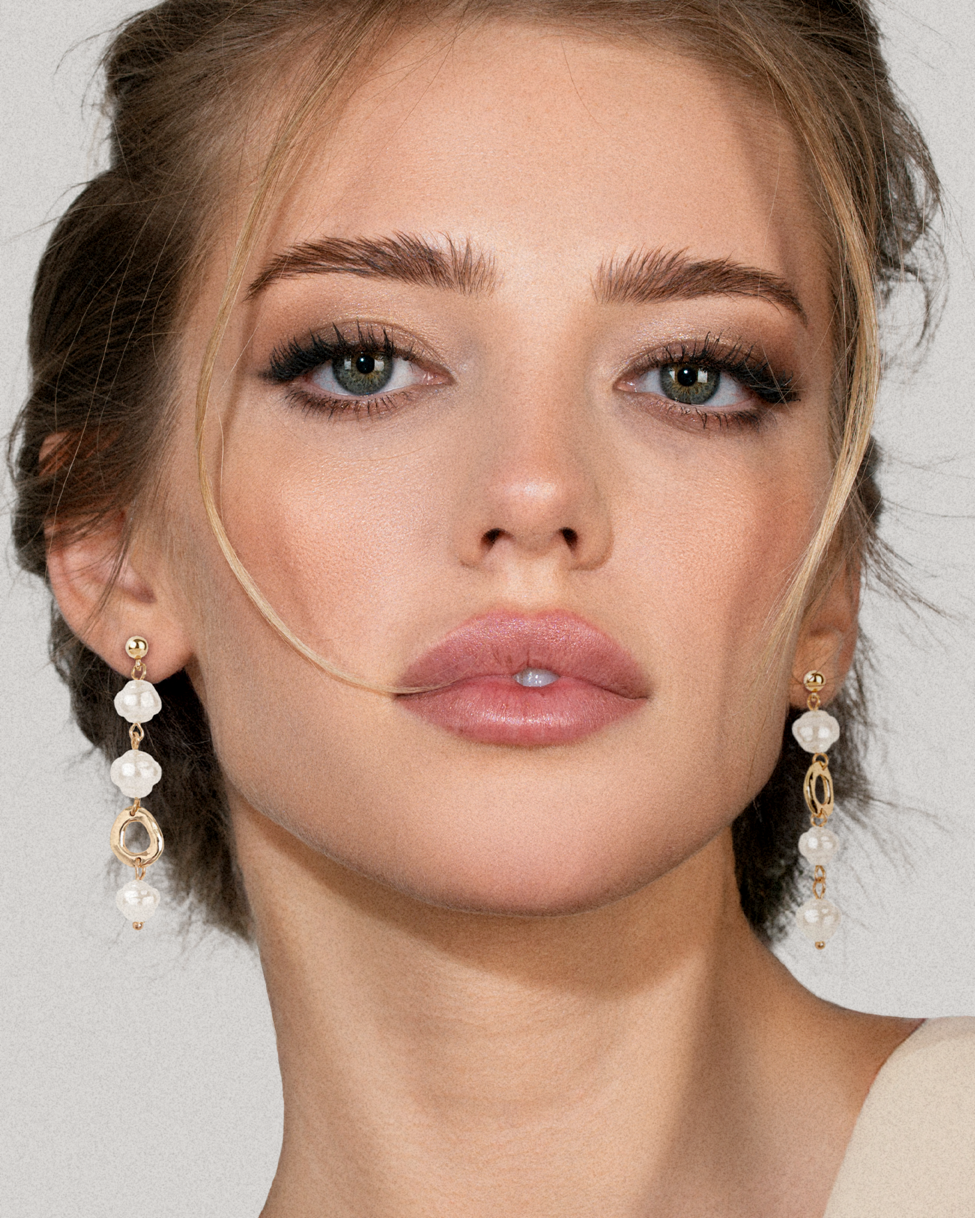 Pearl Earrings (Style 6)
